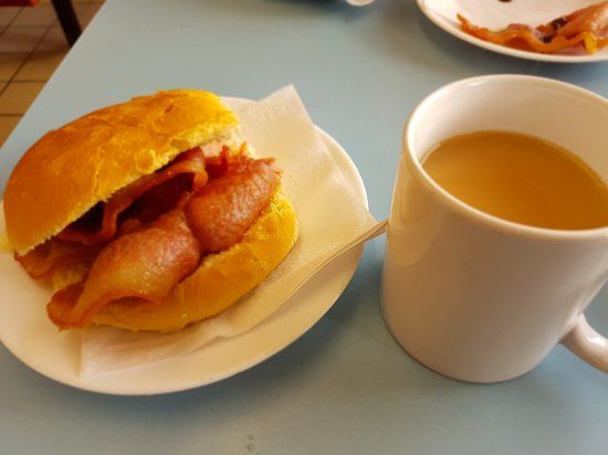The Horse-Shoe Cafe